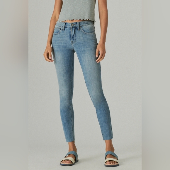Lucky Brand Women's Mid Rise Super Skinny Ava Denim Jeans Size US 6 / 28 | EUC - Picture 3 of 11